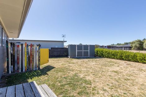 Photo of property in 15 Wai Matangi Place, Motuoapa, 3382