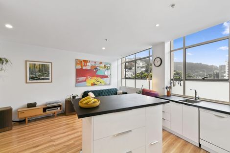 Photo of property in Hume House, 152 The Terrace, Wellington Central, Wellington, 6011