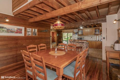 Photo of property in 35 Whiritoa Beach Road, Whiritoa, Whangamata, 3691