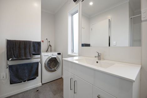 Photo of property in 5/10 Burrows Place, Frankton, Hamilton, 3204