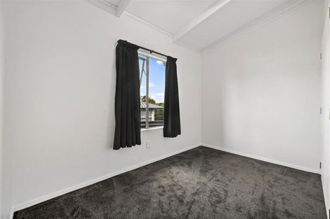 Photo of property in 20 Crosby Road, West Harbour, Auckland, 0618