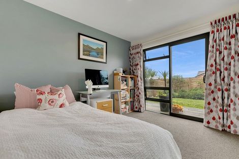 Photo of property in 7a Haunui Way, Pukerua Bay, 5026
