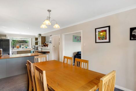 Photo of property in 46 Kiwi Crescent, Tawa, Wellington, 5028