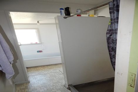 Photo of property in 13 Russell Street, Westport, 7825