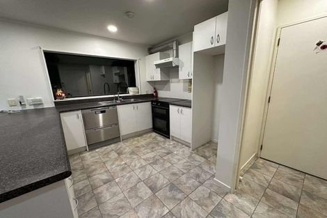 Photo of property in 2c Glen Road, Ranui, Auckland, 0612