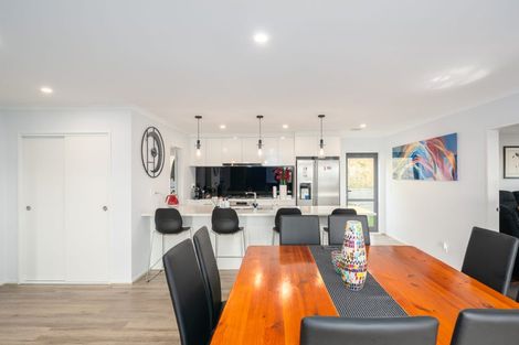 Photo of property in 4 Antigua Way, Grenada Village, Wellington, 6037