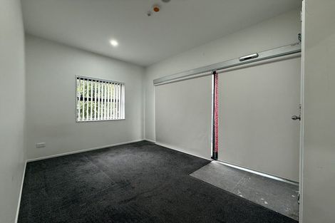 Photo of property in 152 Triangle Road, Massey, Auckland, 0614