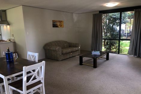 Photo of property in 1/5 Compass Place, Te Atatu Peninsula, Auckland, 0610