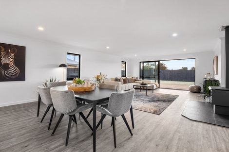 Photo of property in 44 Suffolk Drive, Kirwee, 7571