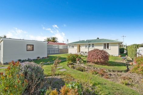 Photo of property in 9 Madden Place, Solway, Masterton, 5810
