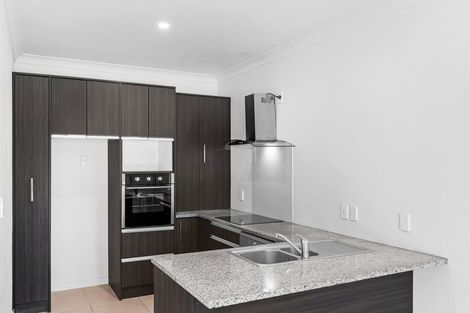 Photo of property in 15/44 Carlos Drive, Flat Bush, Auckland, 2016