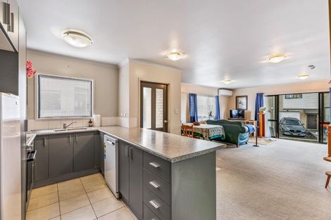 Photo of property in St Claire Village, 119/172 Mcleod Road, Te Atatu South, Auckland, 0610
