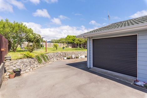 Photo of property in 66 Gray Avenue, Paraparaumu Beach, Paraparaumu, 5032
