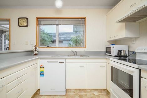 Photo of property in 2/19 Colchester Place, Templeton, Christchurch, 8042