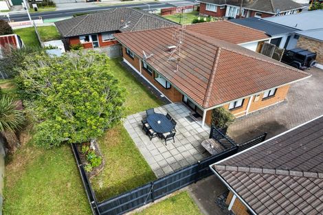 Photo of property in 10 Golf Road, Mount Maunganui, 3116