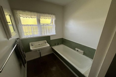 Photo of property in 14 Burton Avenue, Whanganui East, Whanganui, 4500