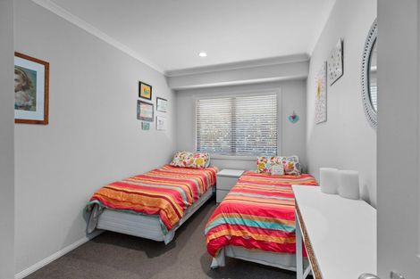 Photo of property in 7 Piha Close, Papamoa Beach, Papamoa, 3118