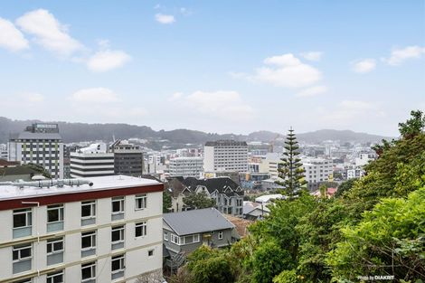 Photo of property in Ambassador Flats, 2/7 Maurice Terrace, Te Aro, Wellington, 6011
