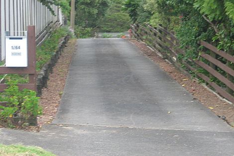 Photo of property in 2/64 Roberts Road, Glenfield, Auckland, 0629