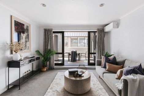 Photo of property in 11/281 Maunganui Road, Mount Maunganui, 3116