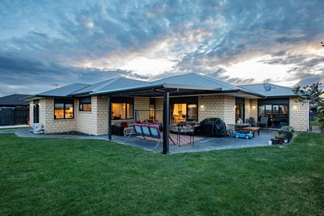 Photo of property in 9 Aquila Crescent, Rototuna North, Hamilton, 3210