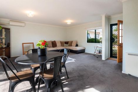 Photo of property in 11unit Mckee Avenue, Fenton Park, Rotorua, 3010
