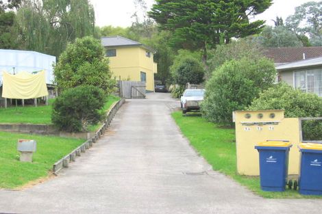 Photo of property in 1d Nandana Drive, Glen Eden, Auckland, 0602