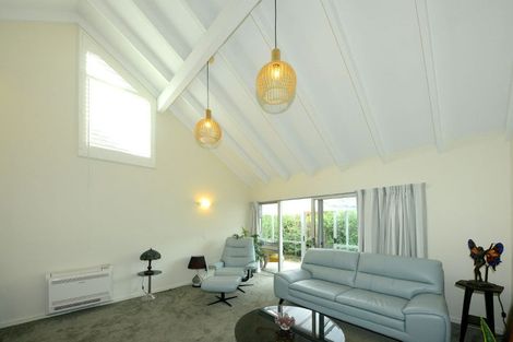 Photo of property in 2/74 Innes Road, St Albans, Christchurch, 8052