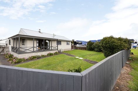 Photo of property in 71a Kahikatea Drive, Melville, Hamilton, 3206