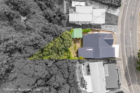 Photo of property in 141 Breaker Bay Road, Breaker Bay, Wellington, 6022