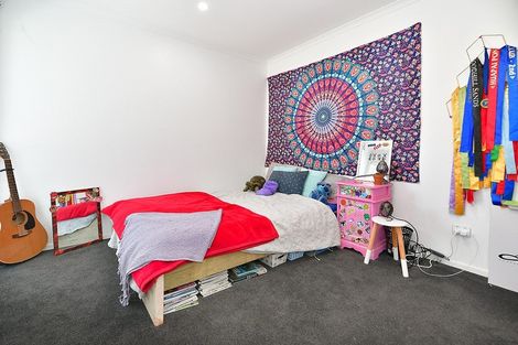 Photo of property in 87 Sheffield Road, Helensville, 0875