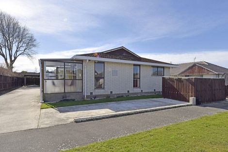 Photo of property in 1/17 Apollo Place, Papanui, Christchurch, 8052