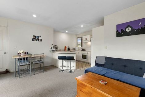 Photo of property in 17d Division Street, Riccarton, Christchurch, 8041