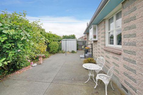 Photo of property in 14 Farquhars Road, Redwood, Christchurch, 8051