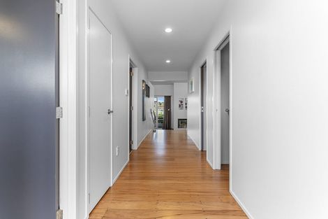 Photo of property in 72 Clemow Road, Fitzroy, New Plymouth, 4312