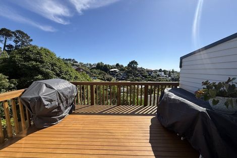Photo of property in 905e East Coast Road, Northcross, Auckland, 0632