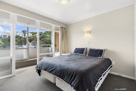 Photo of property in 4f9 Claremont Grove, Mount Victoria, Wellington, 6011