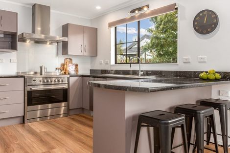 Photo of property in 2 James Cook Drive, Whitby, Porirua, 5024