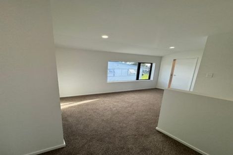 Photo of property in 73b Arimu Road, Papakura, 2110