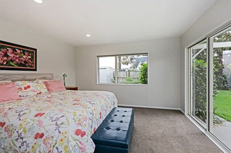 Photo of property in 8 Brompton Drive, Taradale, Napier, 4112