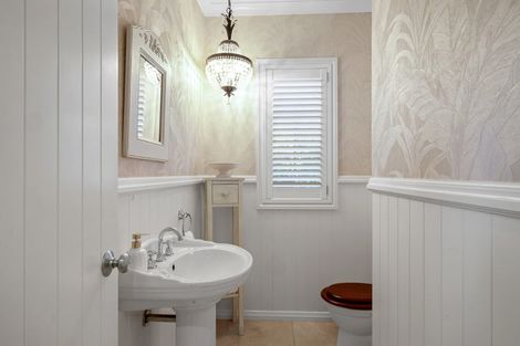 Photo of property in 8b Sampson Avenue, Waiwhakaiho, New Plymouth, 4312