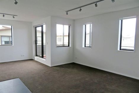 Photo of property in The Firemans Apartments, 106/321 Jackson Street, Petone, Lower Hutt, 5012