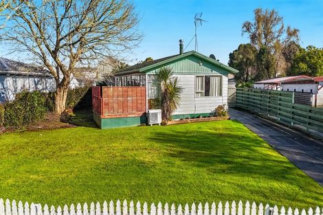 Photo of property in 7 Lipton Grove, Opaheke, Papakura, 2113
