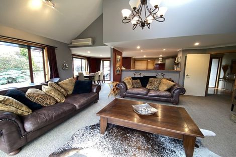 Photo of property in 9 Hillview Place, Wanaka, 9305