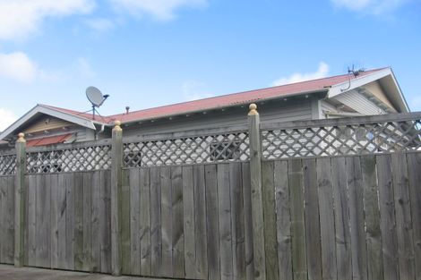 Photo of property in 117 Whites Line East, Waiwhetu, Lower Hutt, 5010