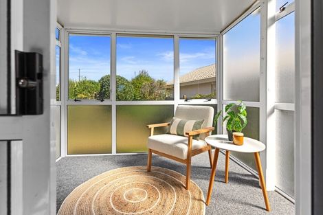 Photo of property in 33 Russley Drive, Mount Maunganui, 3116