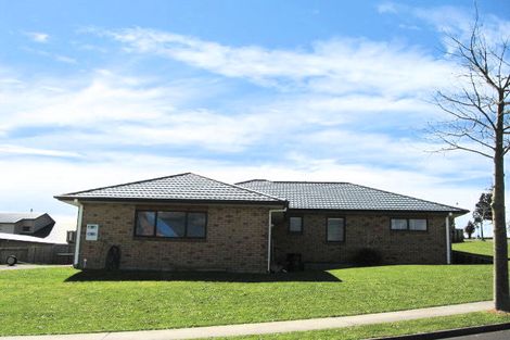 Photo of property in 9 Lysaght Place, Welcome Bay, Tauranga, 3112