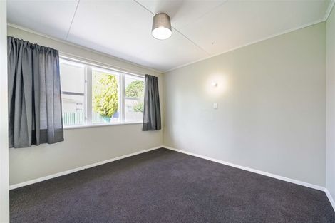 Photo of property in 1/18 Benge Crescent, Clouston Park, Upper Hutt, 5018