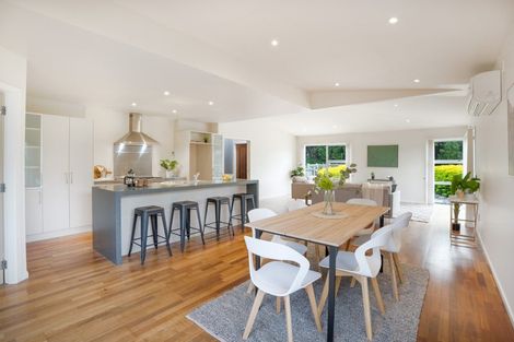 Photo of property in 42 Waverton Terrace, Churton Park, Wellington, 6037