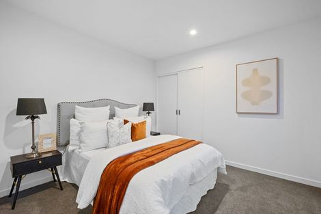 Photo of property in 3c Margaret Place, Milford, Auckland, 0620